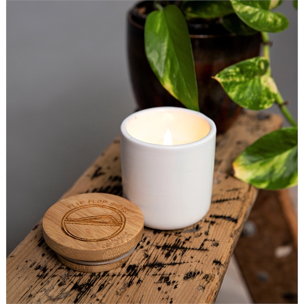 soy candle with bamboo lid